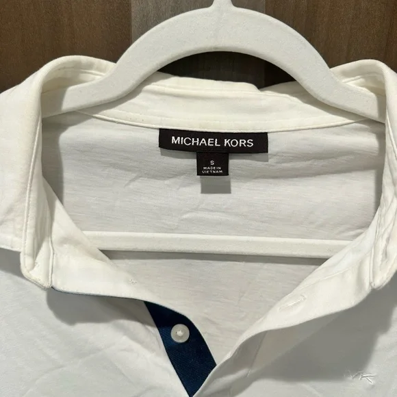 Michael Kors Collared Tee - Picture 3 of 4
